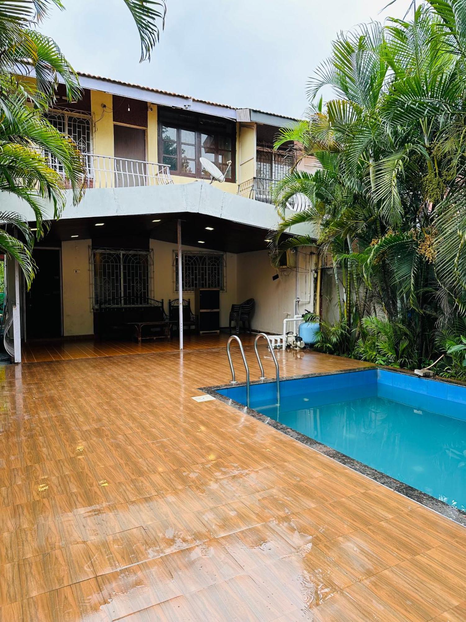 הוילה לונבלה Pool Side House מראה חיצוני תמונה
